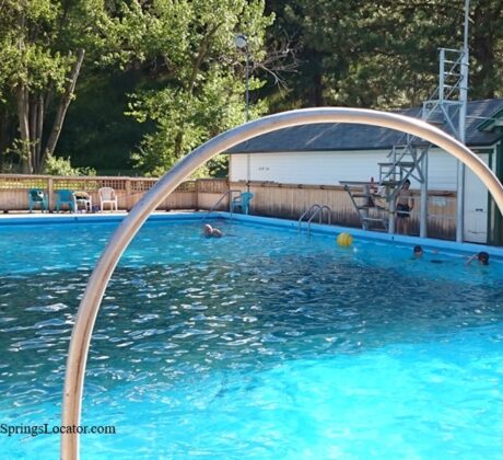 Cove Warm Springs, Oregon